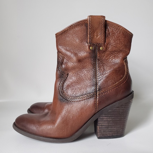 Lucky Brand Shoes - Lucky Brand High Quality Leather Boots EUC!